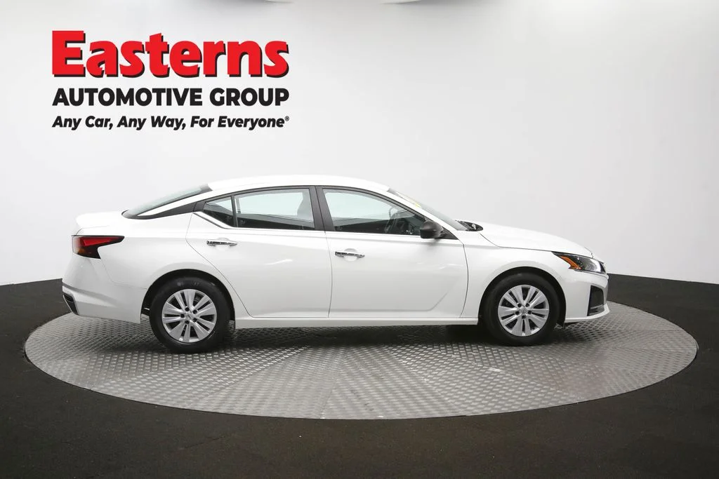 Used 2024 White Nissan 2.5 S image 43