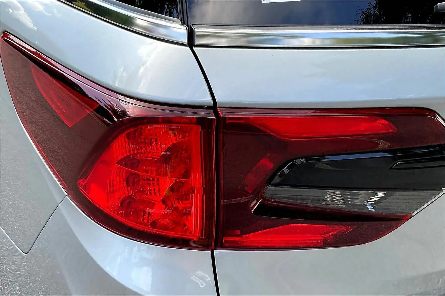 New 2026 Solar Silver Metallic Honda EX-L image 14