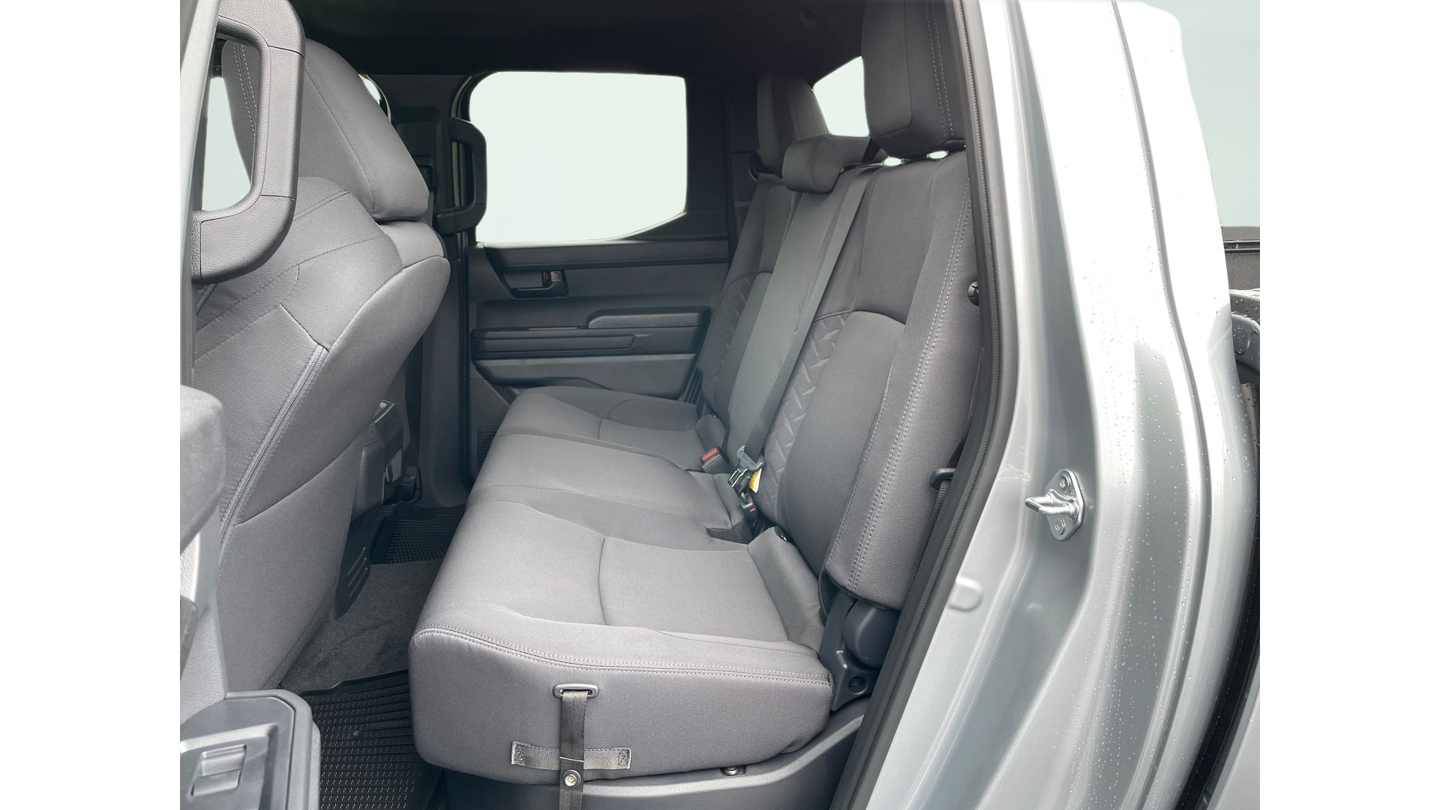 2026 Toyota Tacoma SR5 - Photo 10