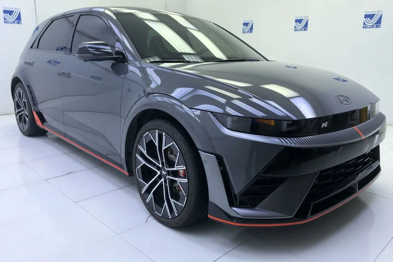 Used 2025 Ecotronic Gray Hyundai  image 6