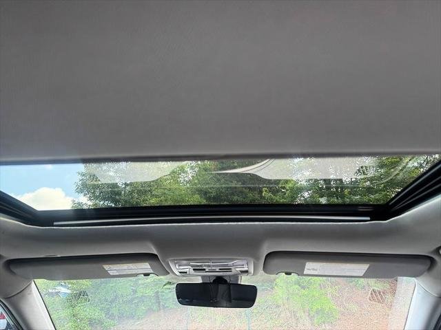 Certified Used 2019 CELESTIAL SILVER METALLIC Toyota  image 17