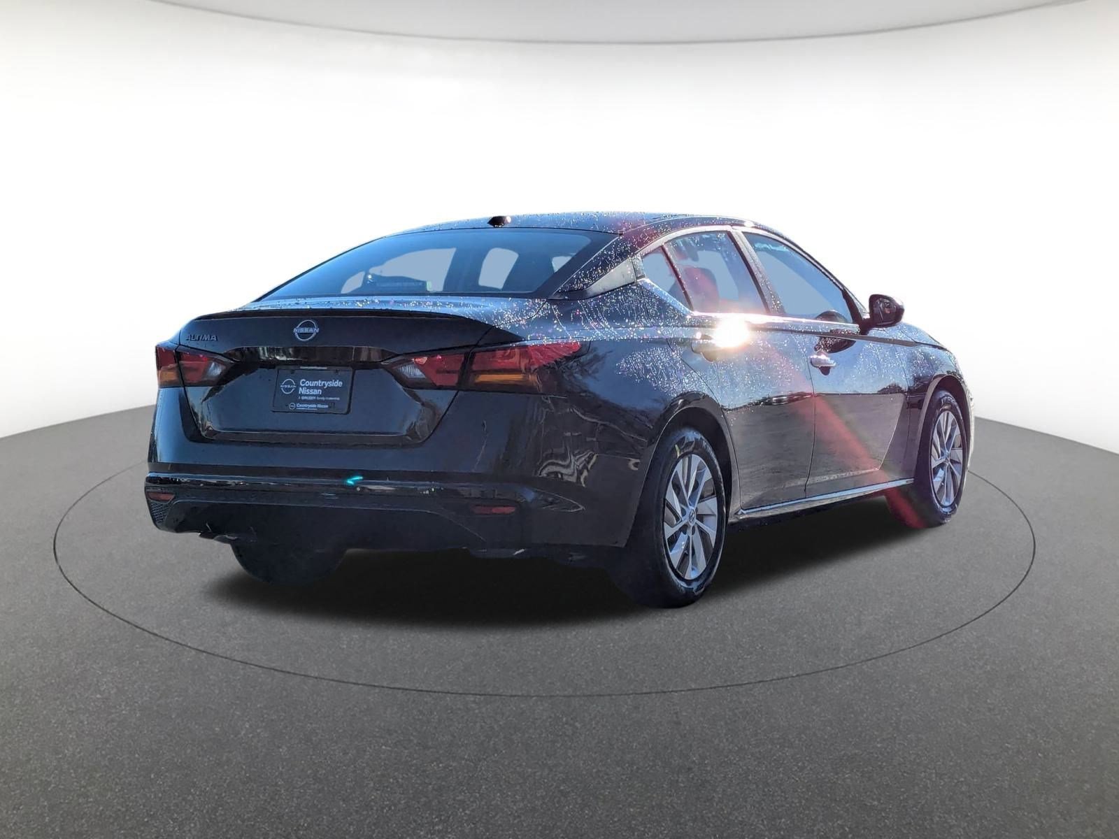 2025 Nissan Altima S - Photo 6