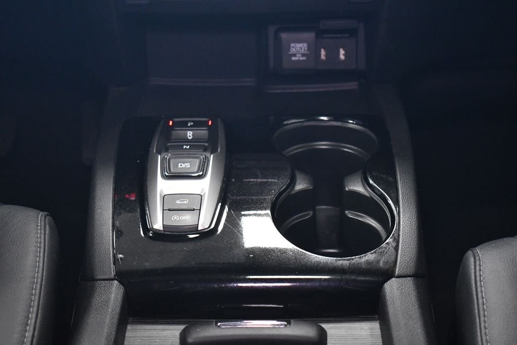 2017 Honda Pilot Touring - Photo 18