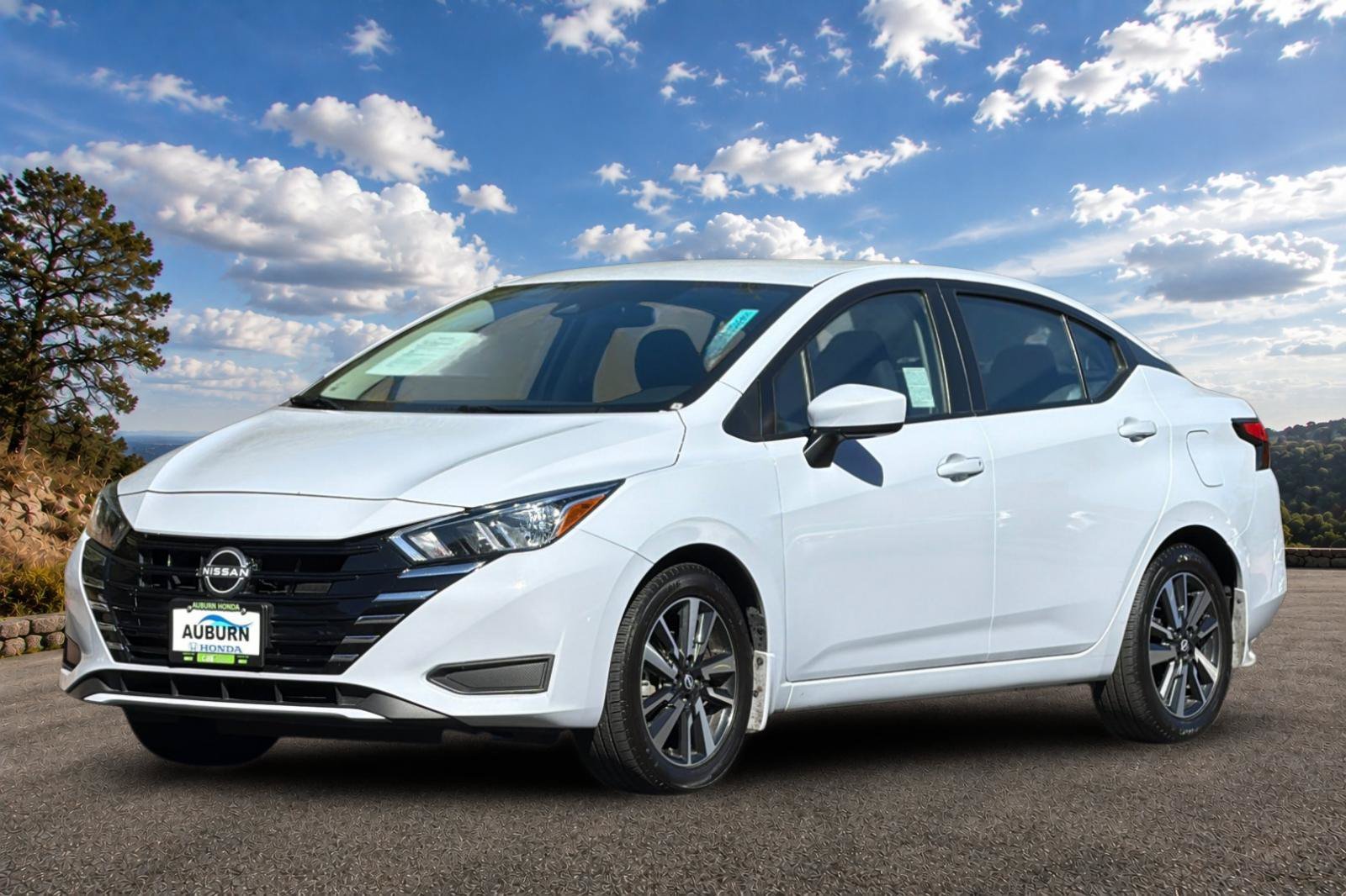 Used 2024 Gray Sky Pearl Nissan 1.6 SV image 9