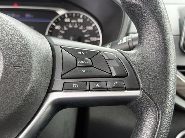 Used 2024 Silver Nissan 2.5 SV image 12