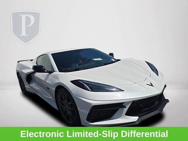 Used 2023 White Chevrolet Stingray image 13