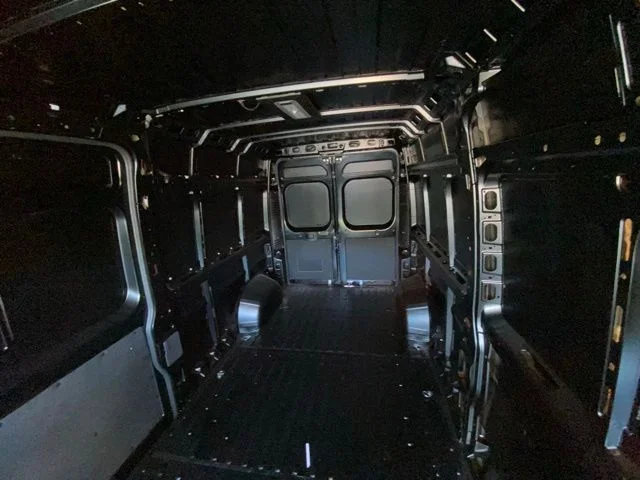 New 2026 Black Clear-Coat Exterior Paint RAM High Roof image 18