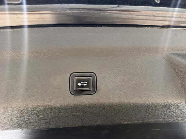 Certified Used 2021 BLACK Chevrolet High Country image 10