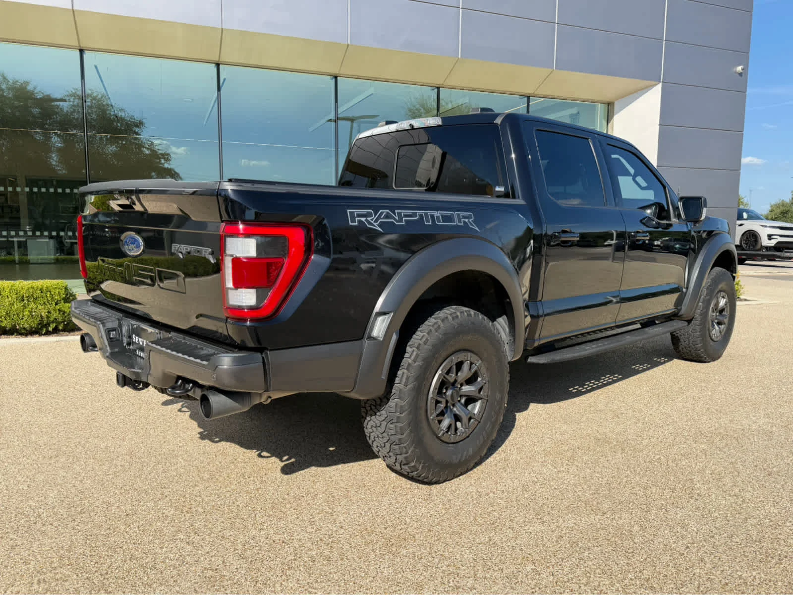 Used 2022 Agate Black Metallic Ford Raptor image 6