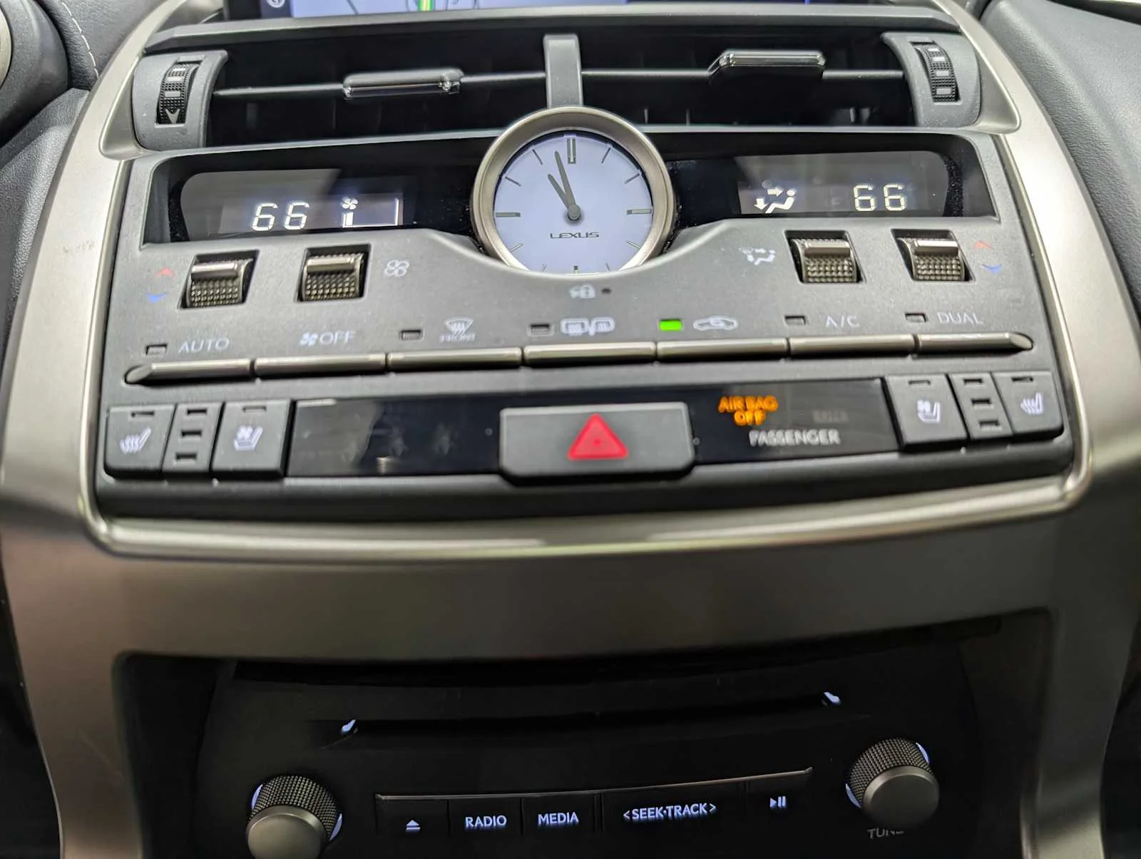 Used 2021 Atomic Silver Lexus  image 33