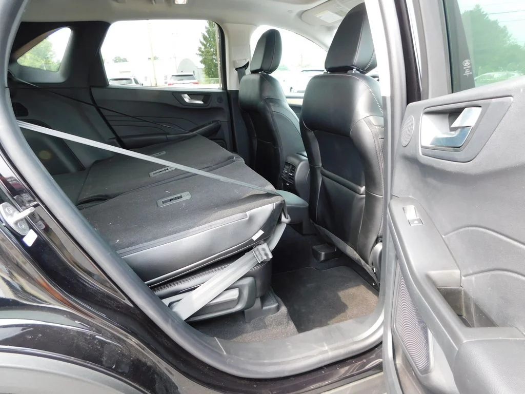 Used 2022 Black Ford Titanium image 26