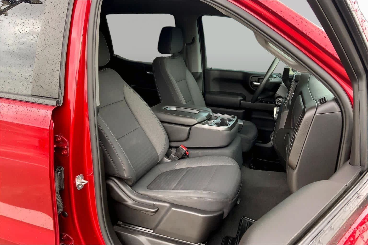 Used 2022 Cherry Red Tintcoat Chevrolet Custom image 9
