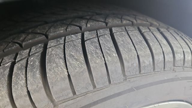 Used 2022 Diamond Black Crystal Pearlcoat Jeep Series II image 47
