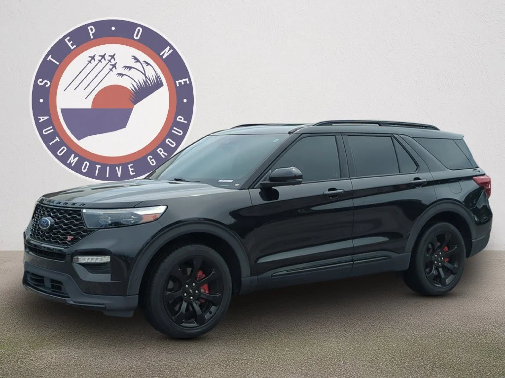 Used 2021 Black Ford ST image 2