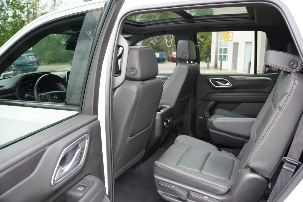 Used 2022 Summit White Chevrolet RST image 17