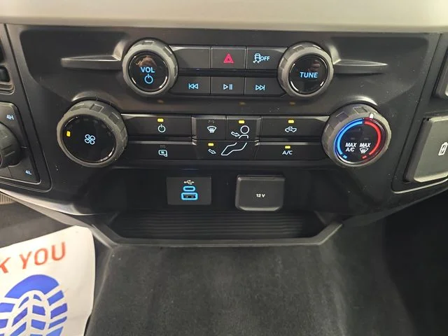 New 2026 Oxford White Ford F-350® XL image 31