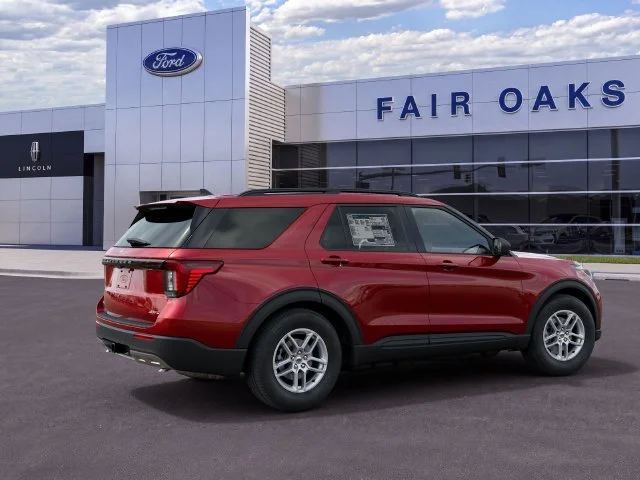 New 2027 Ruby Red Metallic Tinted Clearcoat Ford Active image 6
