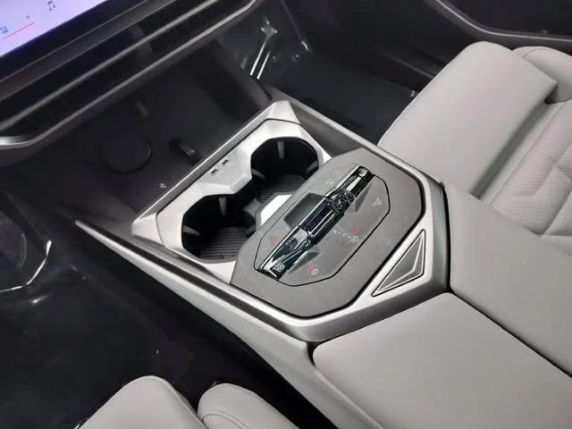 New 2027 Alpine White BMW  image 18