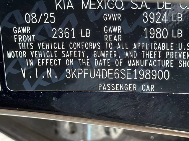 Used 2025 Black Kia EX image 31