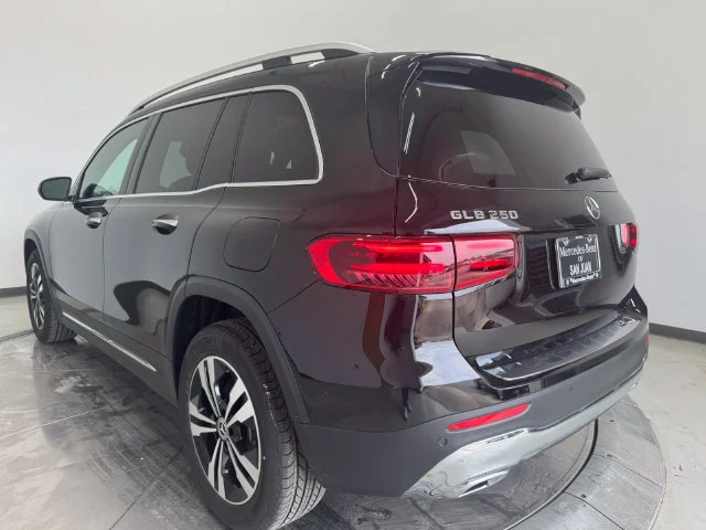 New 2026  Mercedes-Benz GLB 250 image 10