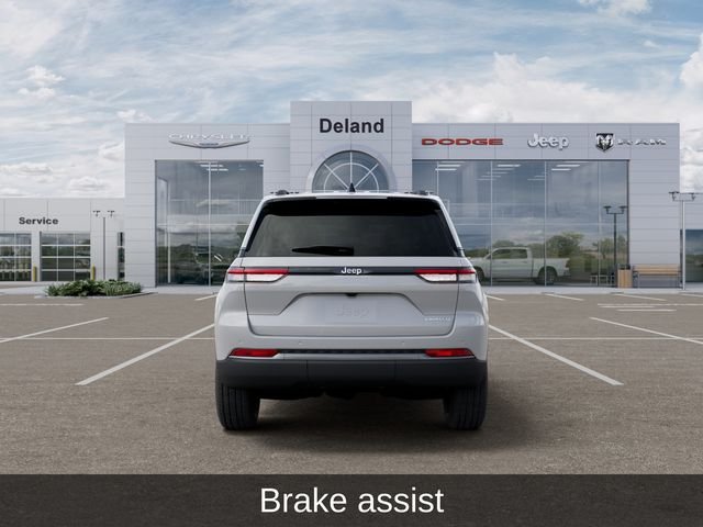 New 2026 Bright White Clear-Coat Exterior Paint Jeep Limited image 8