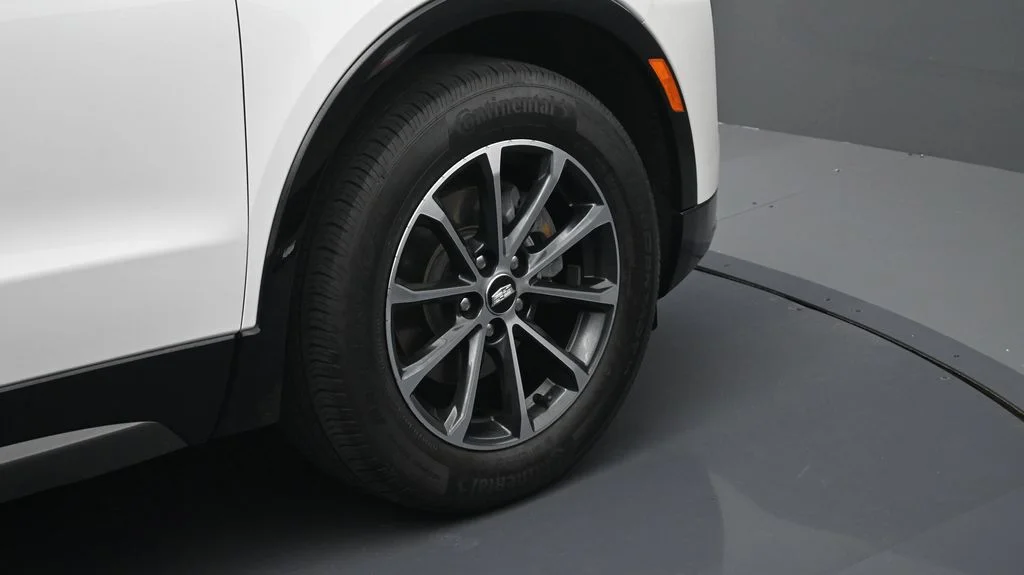 Used 2025 White Cadillac Sport image 6
