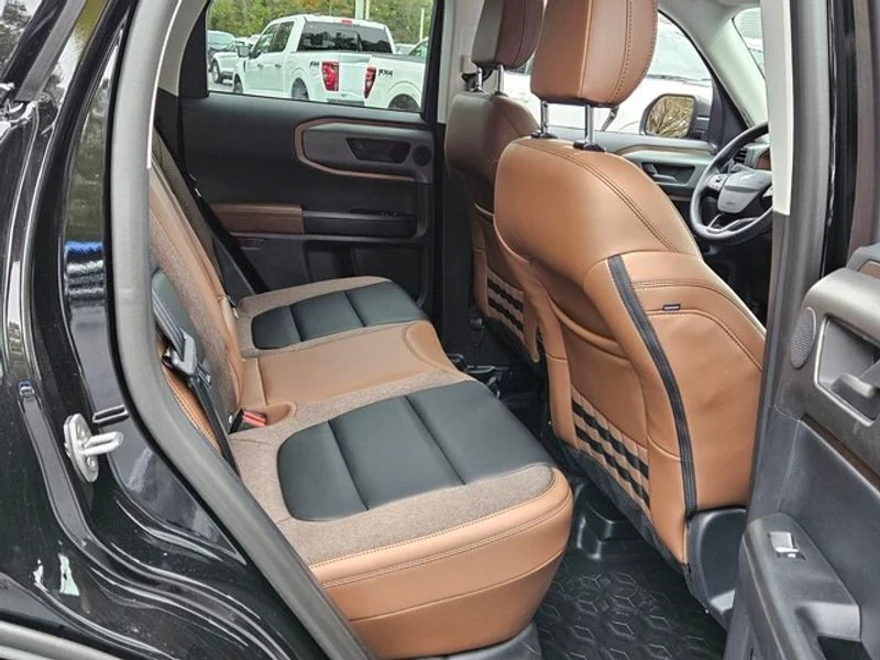New 2025 Shadow Black Ford Outer Banks® image 16