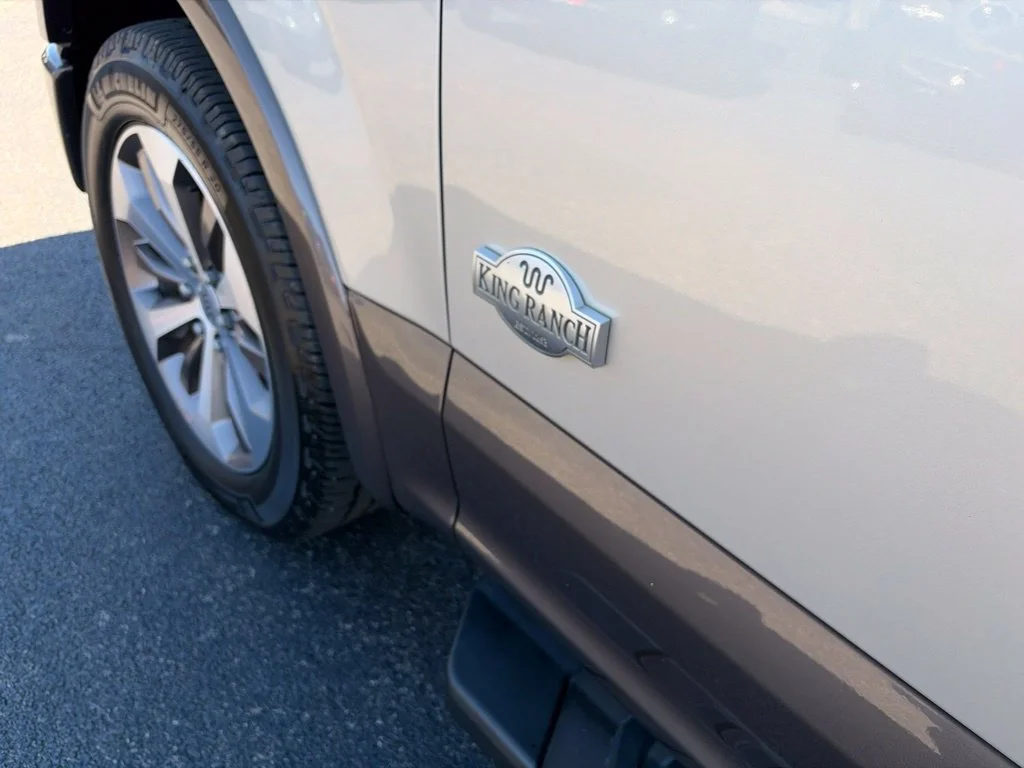 Used 2017 White Gold Ford King Ranch image 41