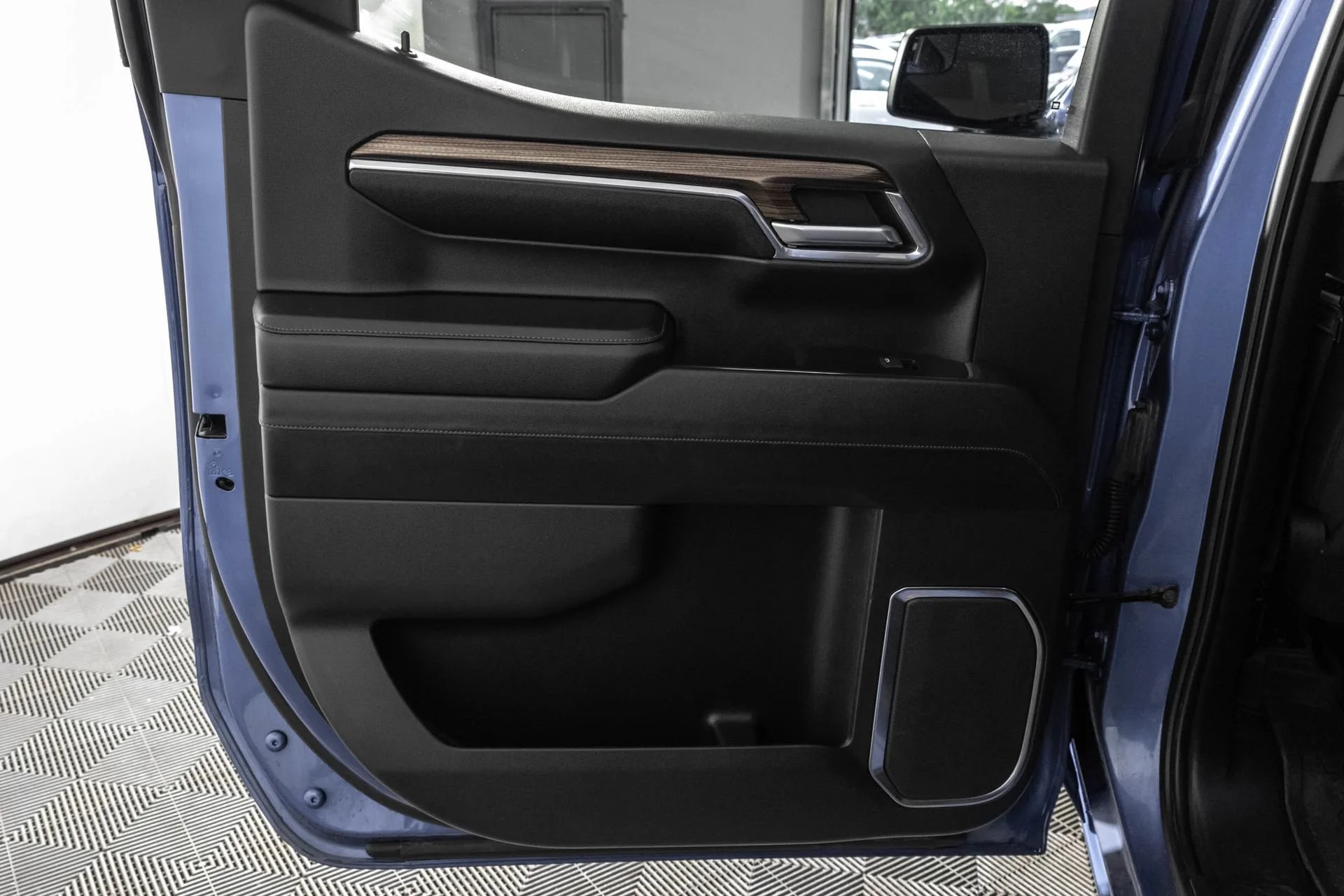 2024 Chevrolet Silverado 1500 RST - Photo 44
