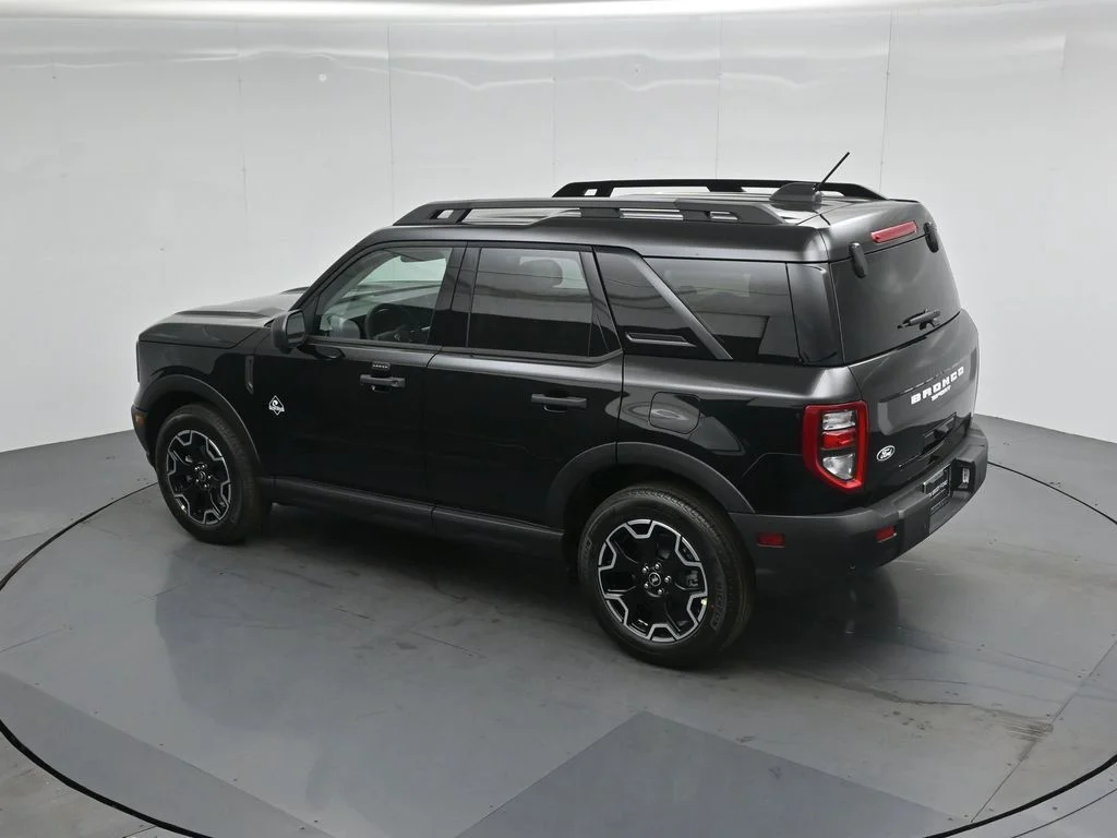 New 2026 Shadow Black Ford Outer Banks image 40