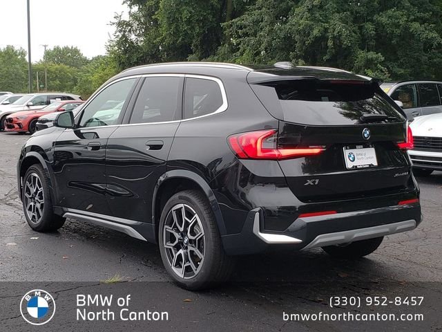 New 2027 Black Sapphire Metallic BMW xDrive28i image 3
