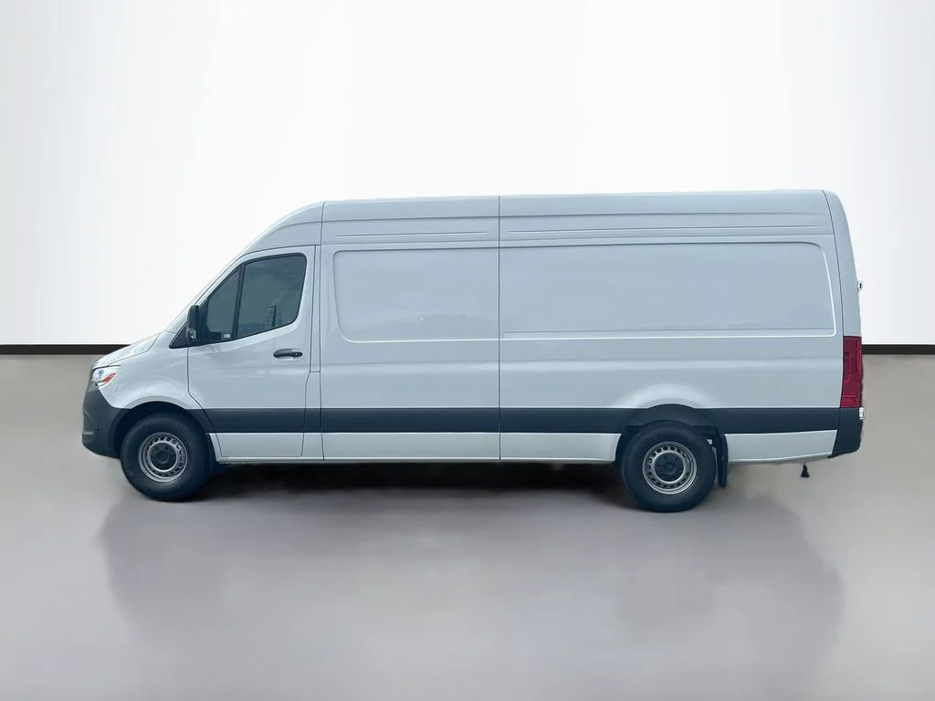 New 2026  Mercedes-Benz Cargo 170 WB image 6
