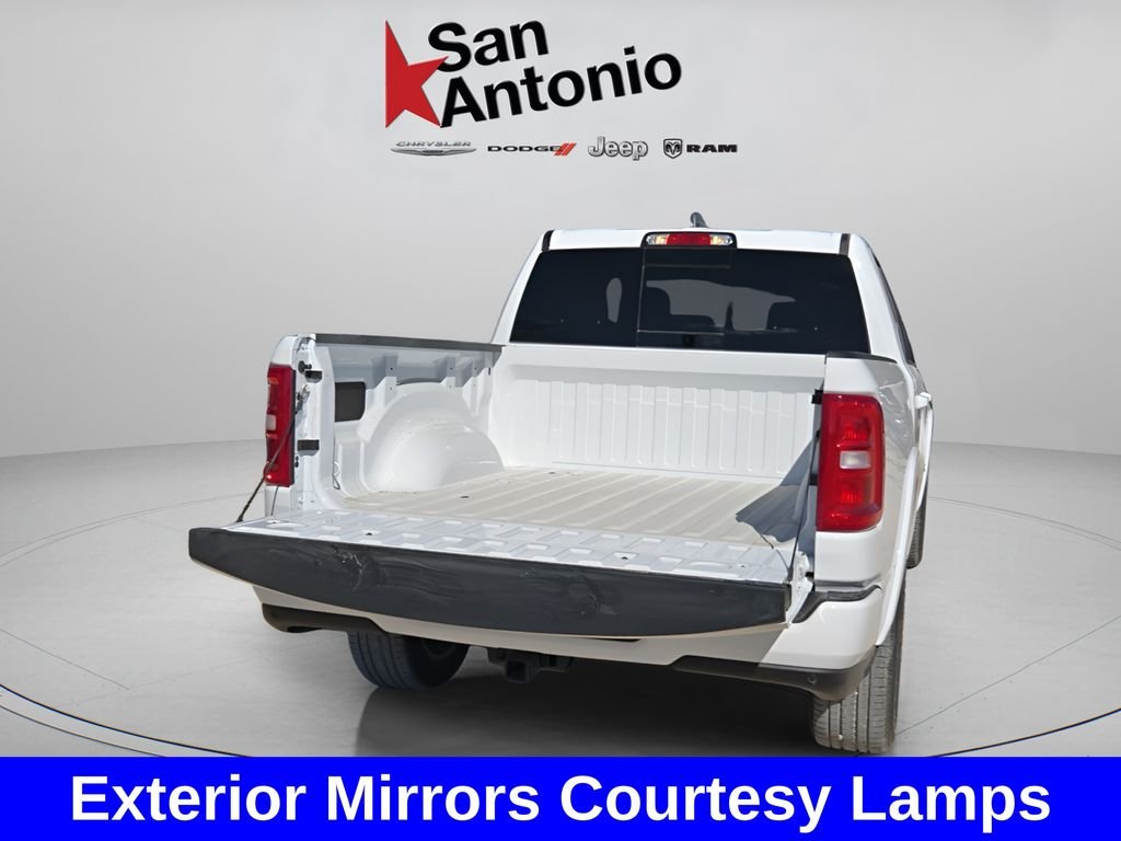 New 2025 Bright White Clear-Coat Exterior Paint RAM Big Horn/Lone Star image 18