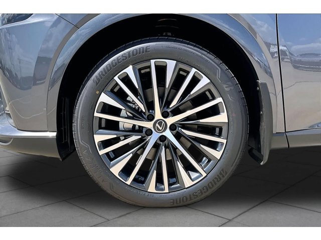 New 2026 Cloudburst Gray Lexus PREMIUM PLUS image 28