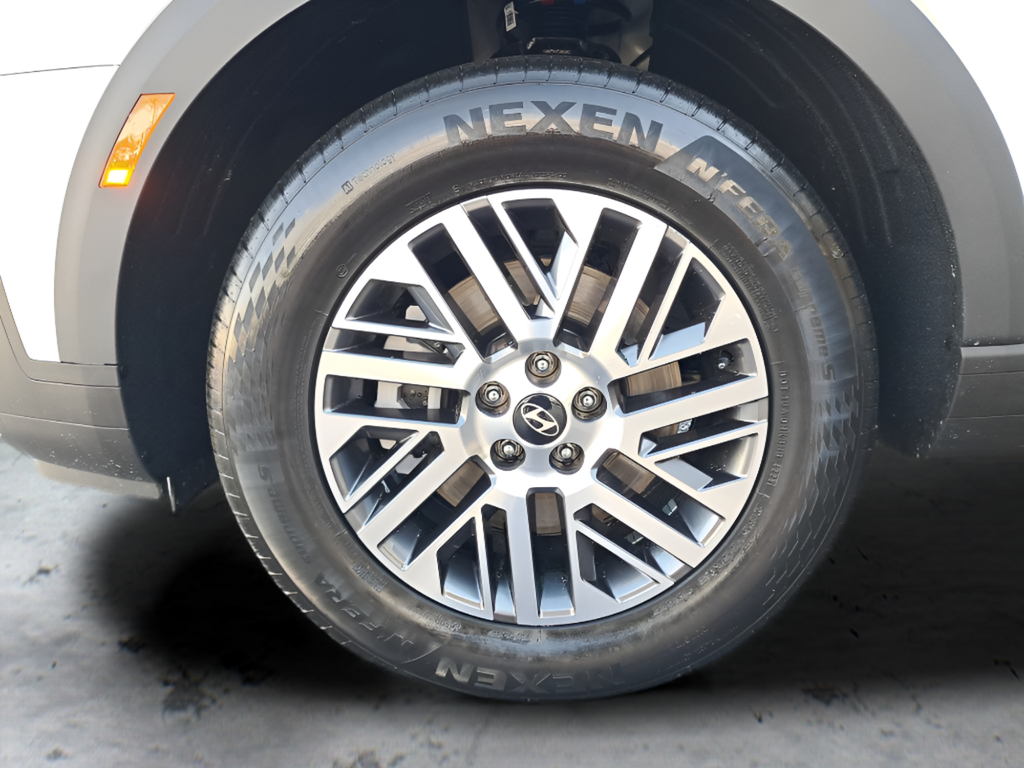 New 2026 White Hyundai SE image 28