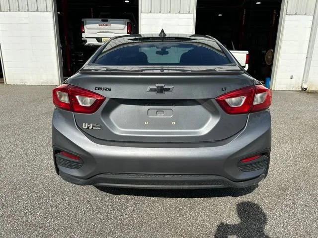 Used 2018 SATIN STEEL METALLIC Chevrolet LT image 4