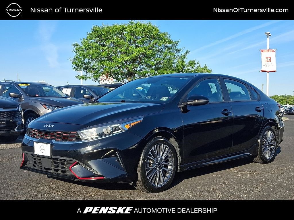 2023 Kia Forte GT-Line AT's photo