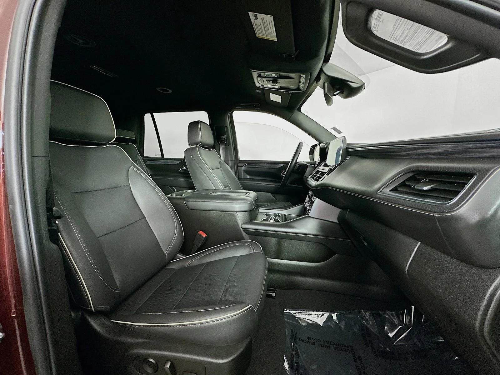 2023 GMC Yukon SLT - Photo 32