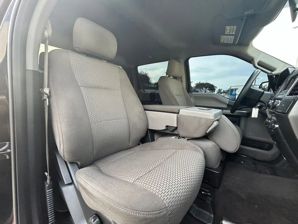 Used 2017 Shadow Black Ford XLT image 24
