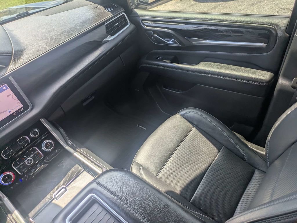Used 2021 Black GMC Denali image 18