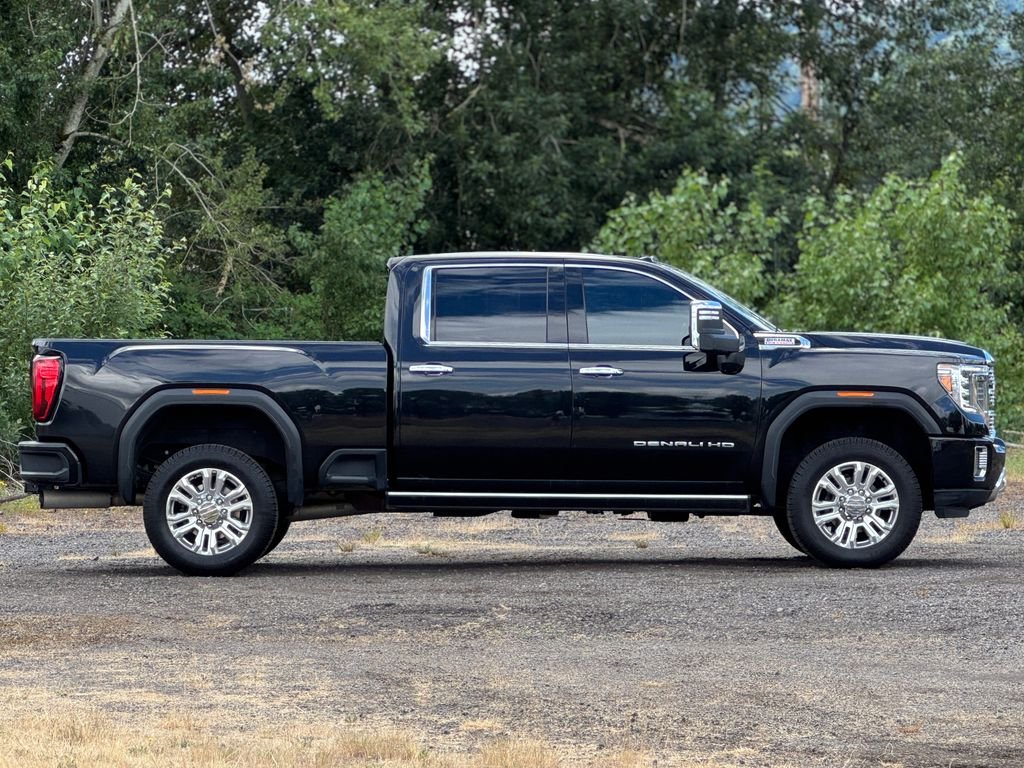 Used 2022 Ebony Twilight Metallic GMC Denali image 7