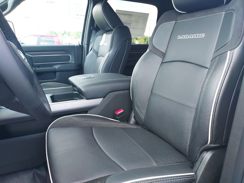 New 2026 Diamond Black Crystal Pearlcoat RAM Laramie image 17