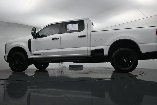 Used 2026 White Ford XL image 28