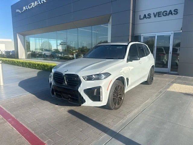 2024 BMW X5 M Competition's photo