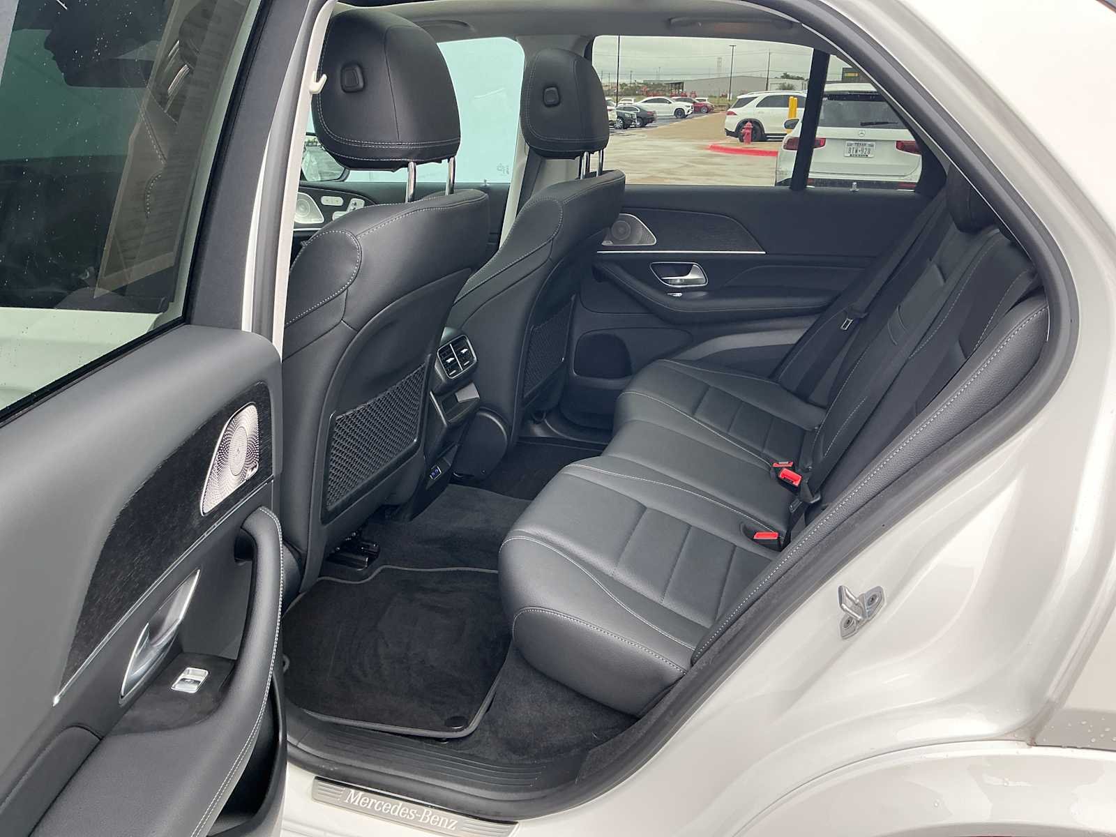 Certified Used 2026 Polar White Mercedes-Benz GLE 450 image 24