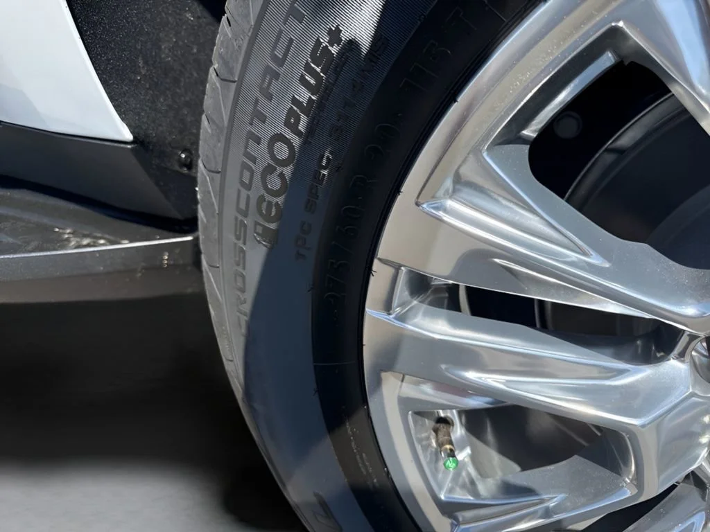 New 2026 Summit White GMC Denali image 41