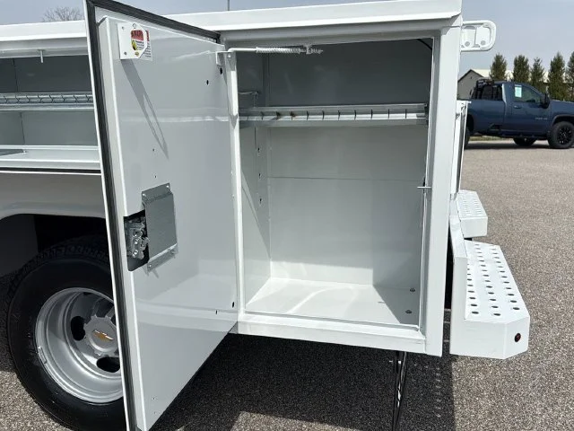 New 2026 Summit White Chevrolet Work Truck image 7