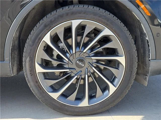 Used 2020 Infinite Black Metallic Lincoln Reserve All-wheel Drive image 8