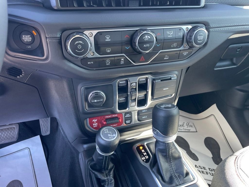 Used 2025 Black Jeep Rubicon image 28