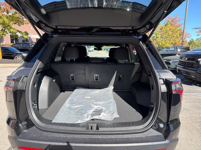 2027 Chevrolet Equinox LT - Photo 28